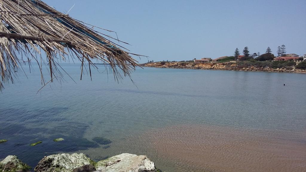Villa Vista Mare tra i luoghi di Montalbano Punta Secca Camera foto