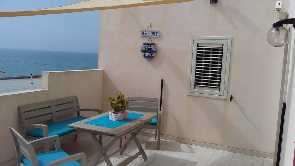 Villa Vista Mare tra i luoghi di Montalbano Punta Secca Esterno foto